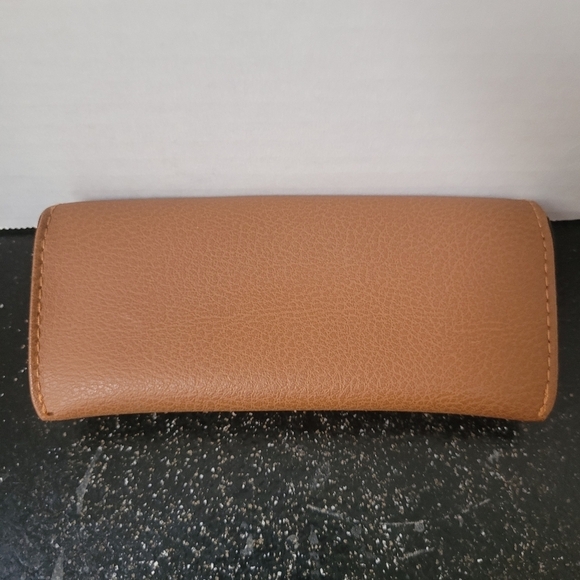 Ray-Ban Tan Sunglasses Case - Picture 2 of 3